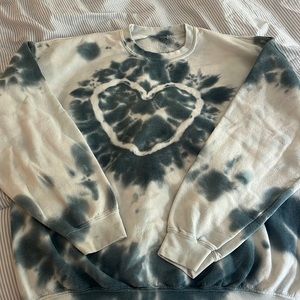Blue heart tie dye sweatshirt from Urban Outfitters!
